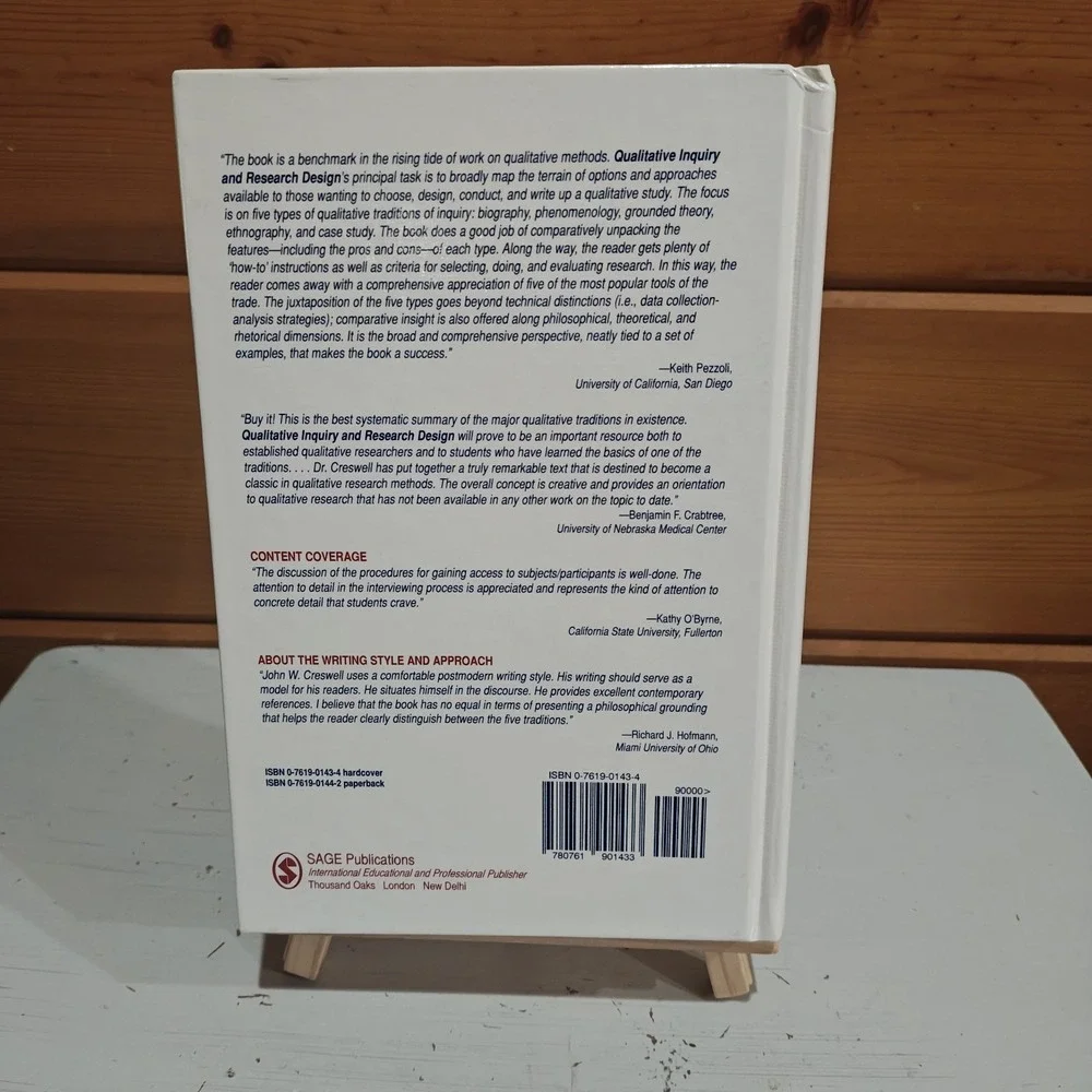 Qualitative Inquiry and Research Design: Choosing among Five... 9780761901433